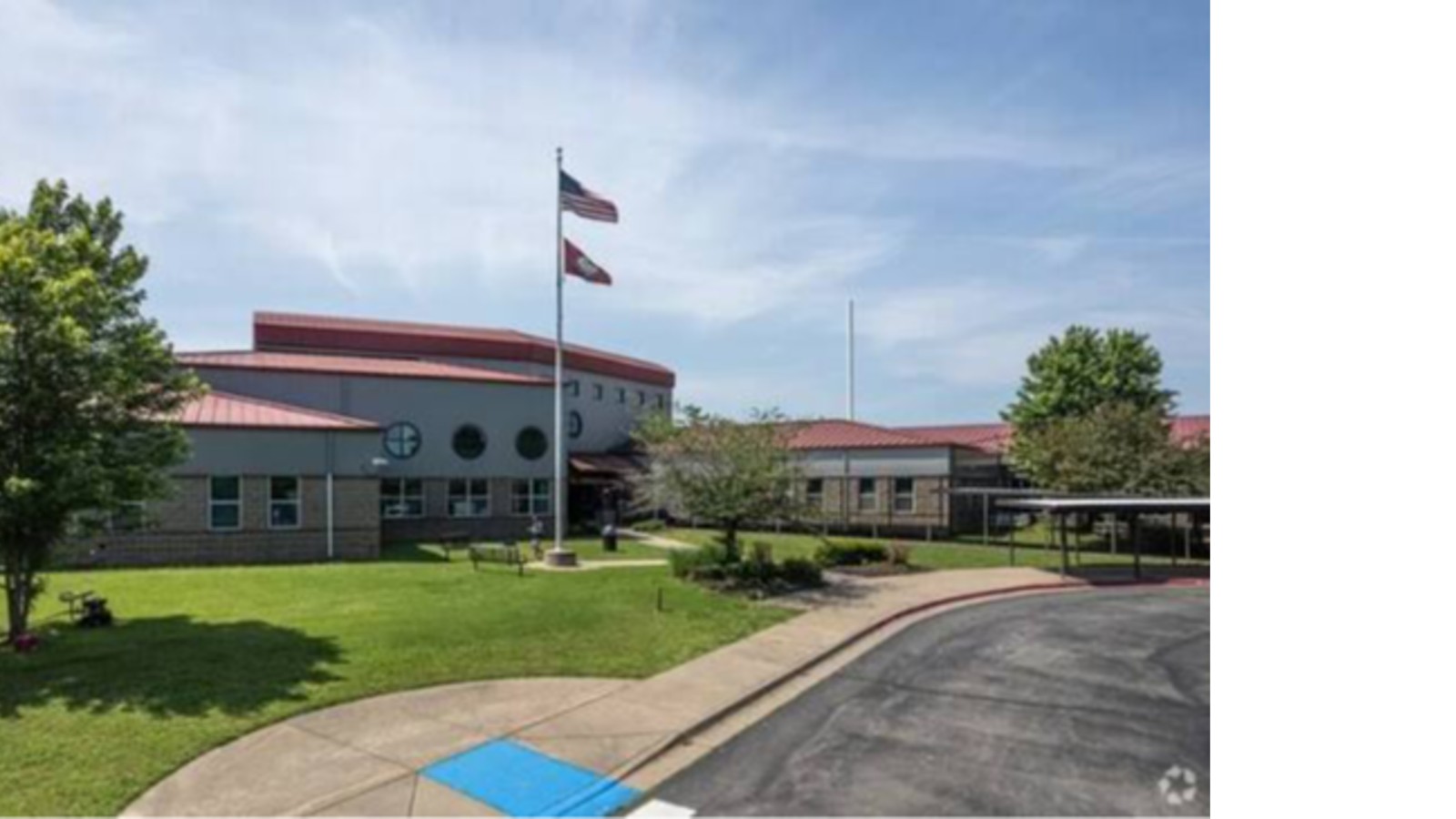 Holt Middle School Photo