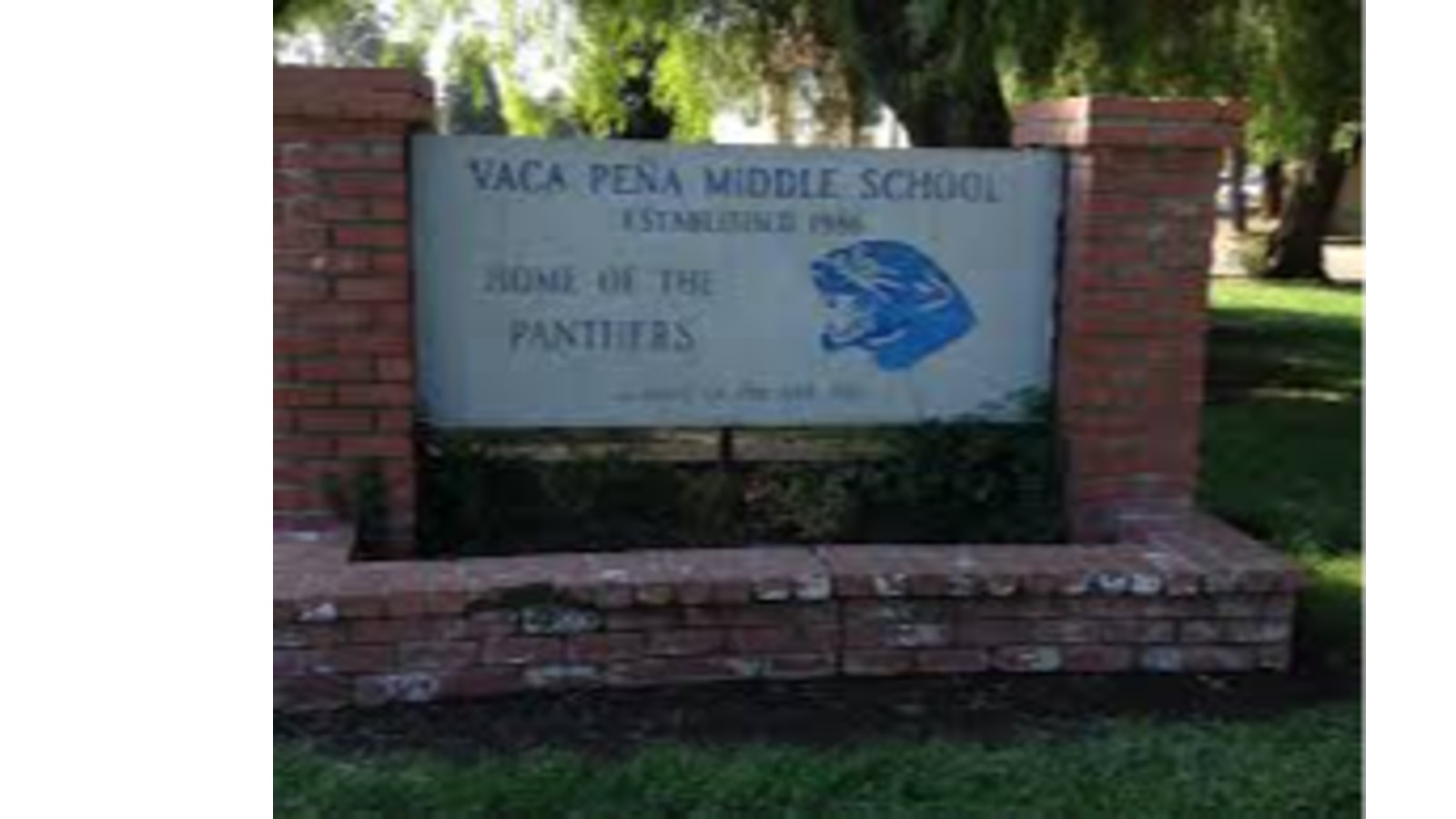 Vaca Pena Middle School Photo