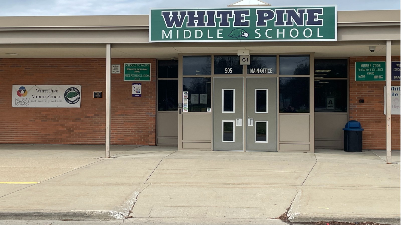 West Pine Middle School Photo