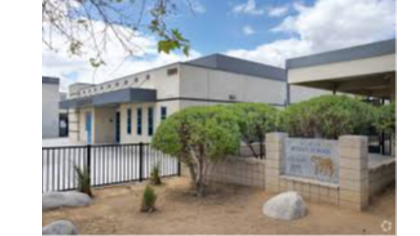 Acacia Middle School Photo