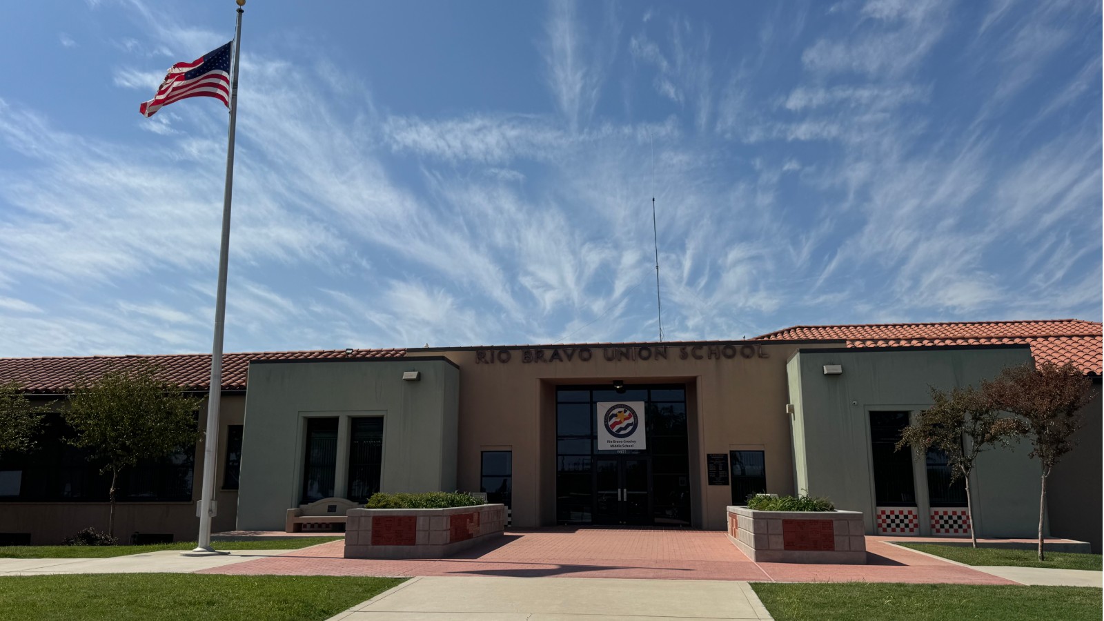 Rio Bravo Elementary School Photo
