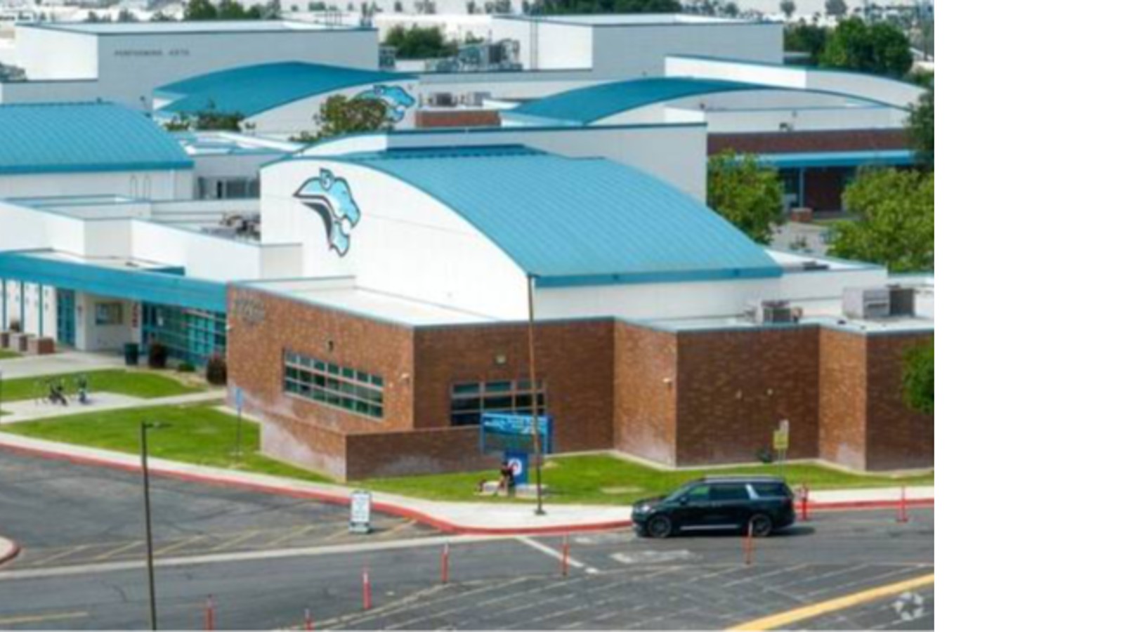 South Pointe Middle School Photo