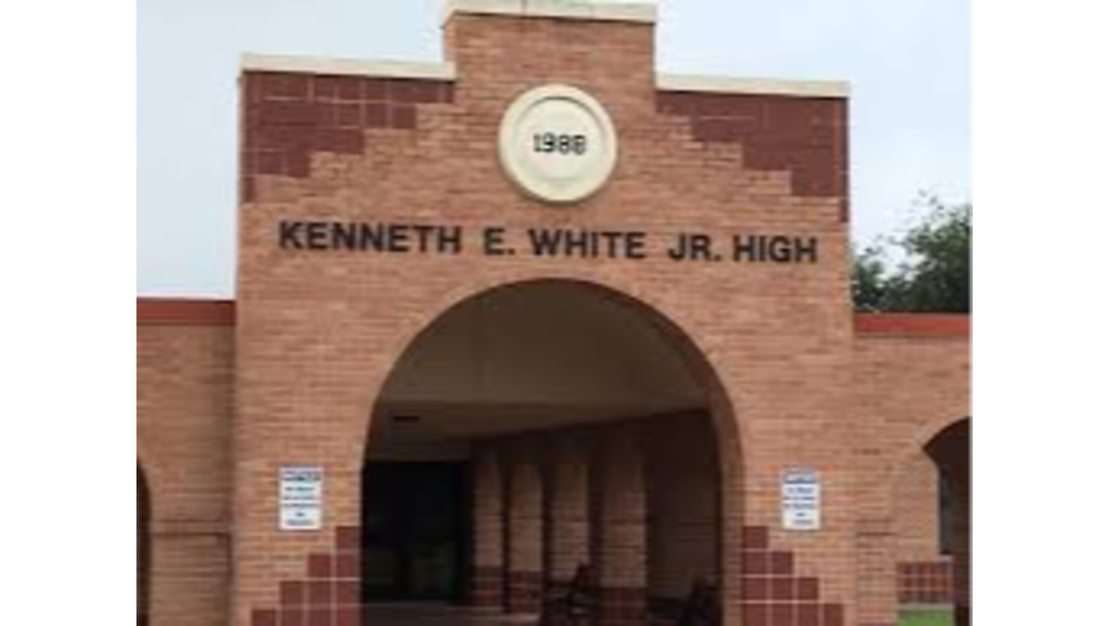 Kenneth White Jr. High Photo