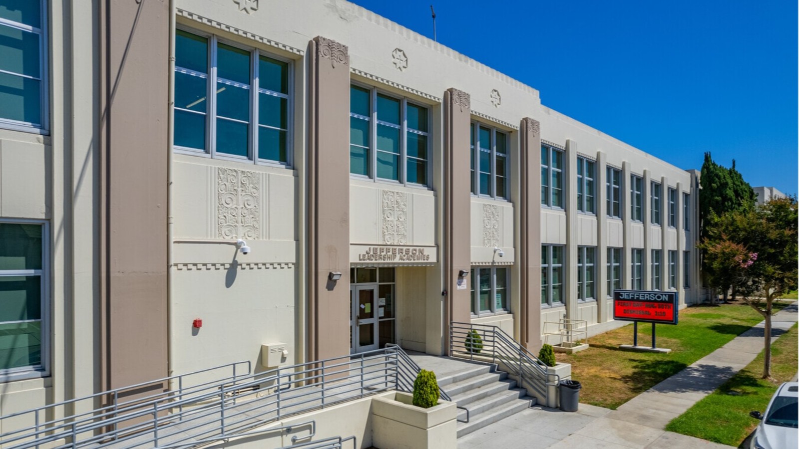 Jefferson Middle School Photo