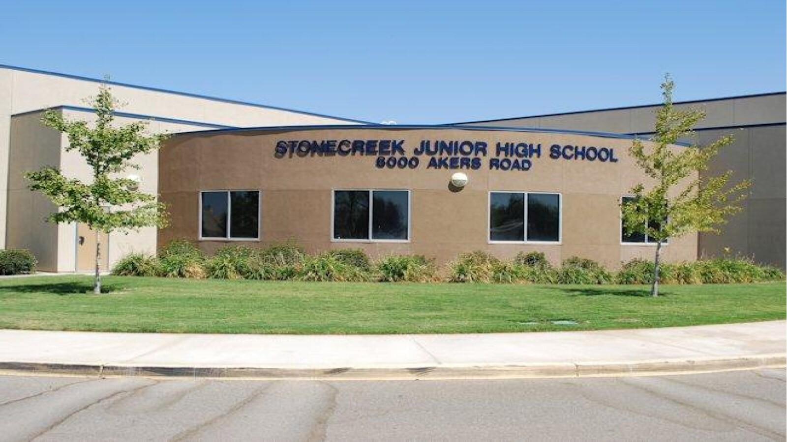 Stonecreek Junior High School Photo