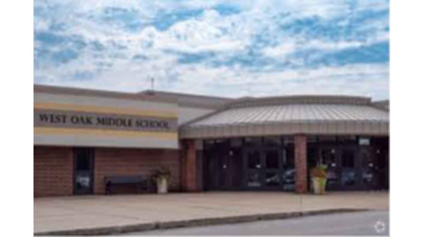 West Oak Middle School Photo