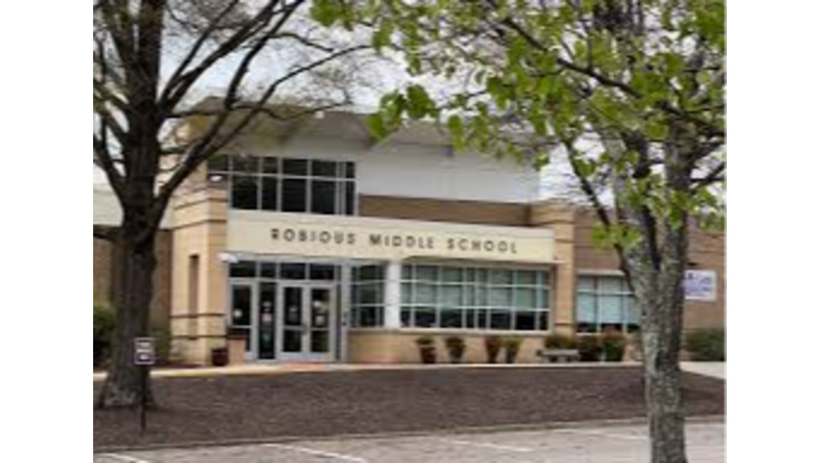 Robious Middle School Photo