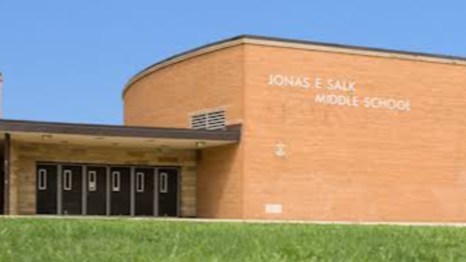 Jonas E. Salk Middle School Photo