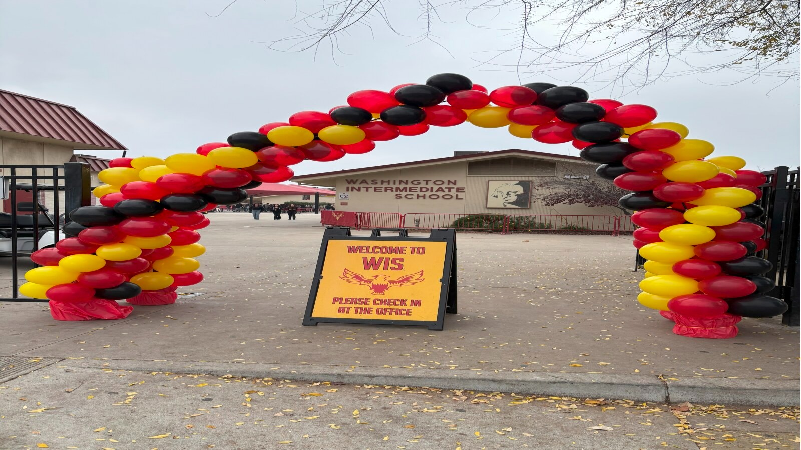 Warner Middle School Photo