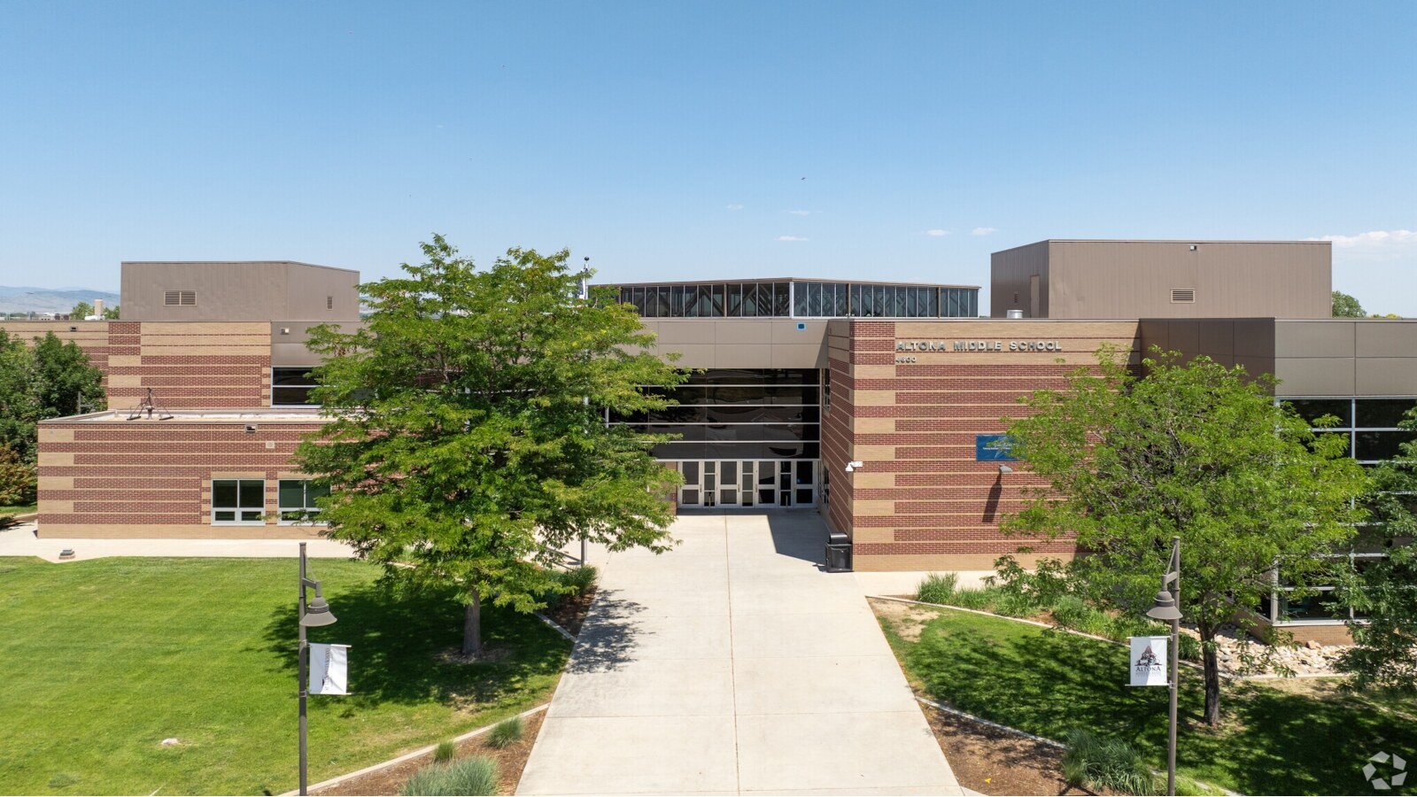 Altona Middle School Photo