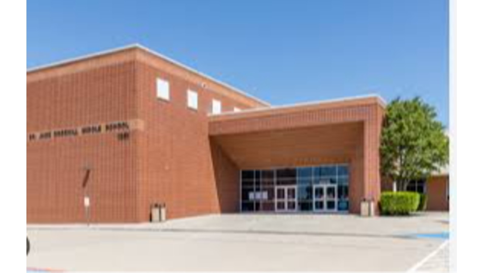 Cockrill Middle School Photo