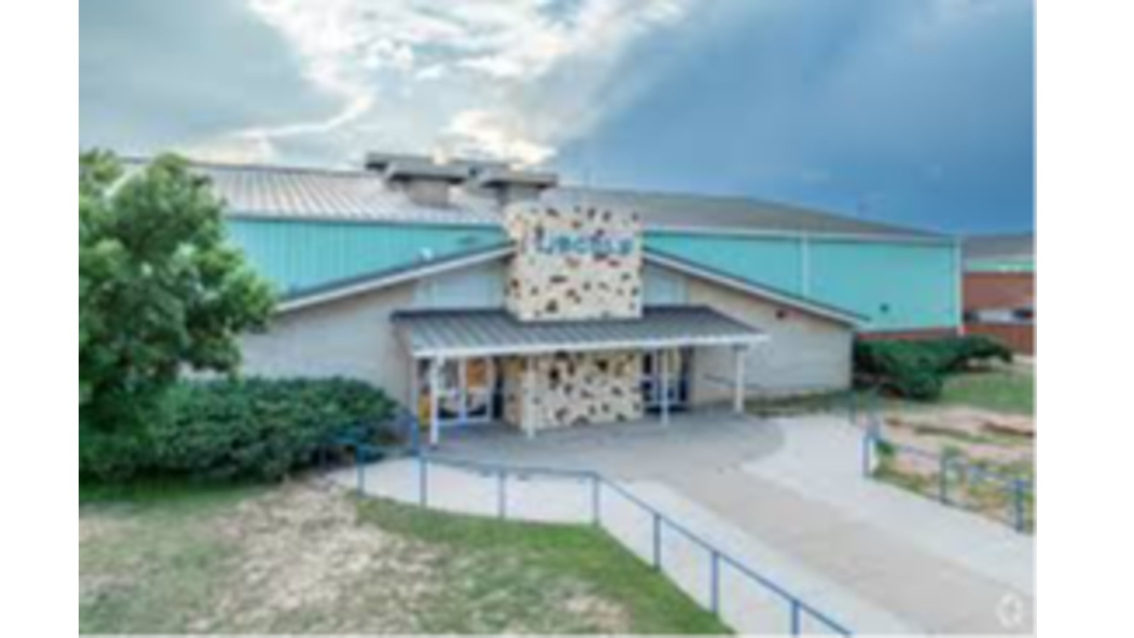 Lincoln Middle School Photo