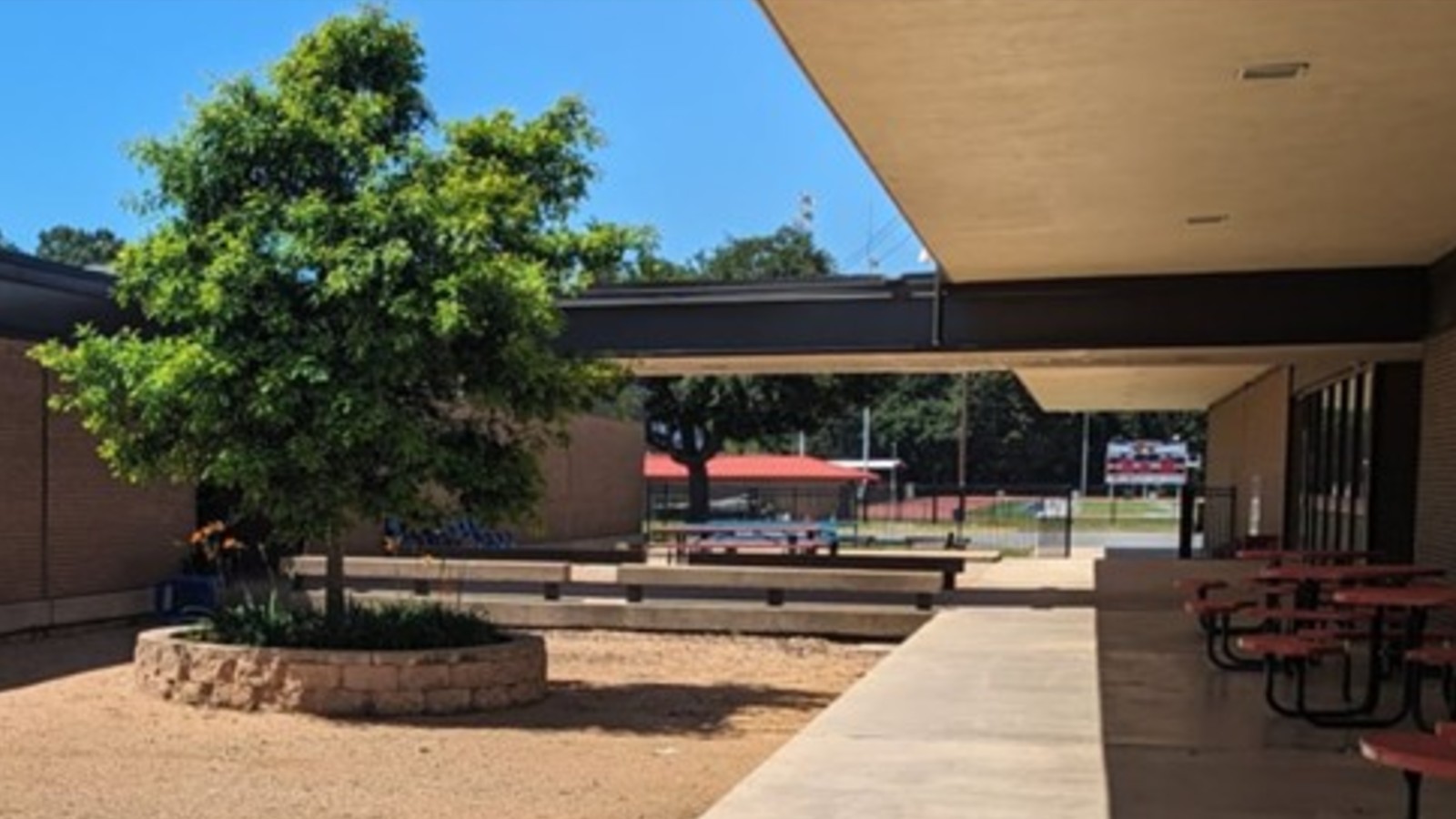 Sabine Middle School Photo