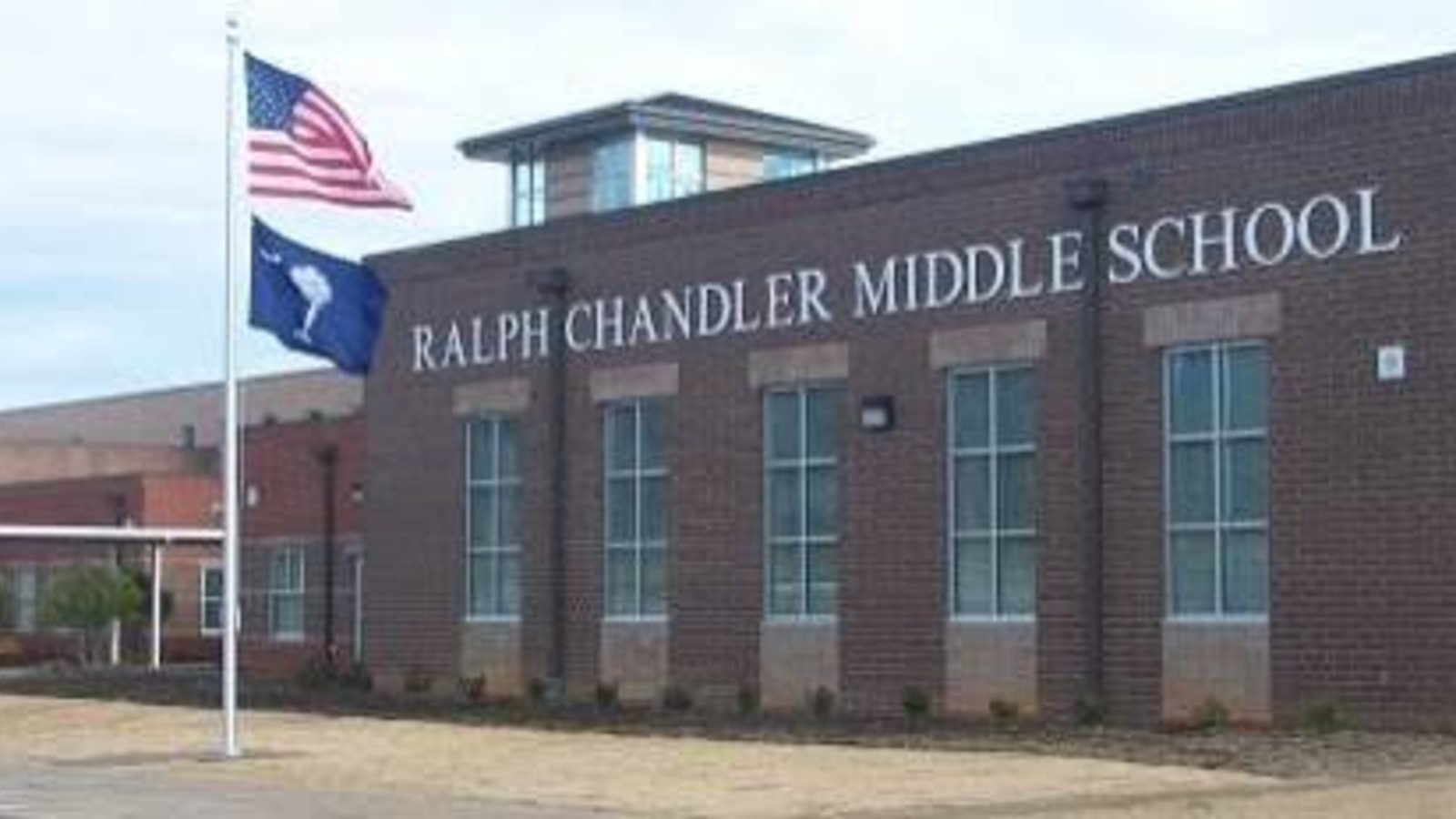 Ralph Chandler Middle School Photo